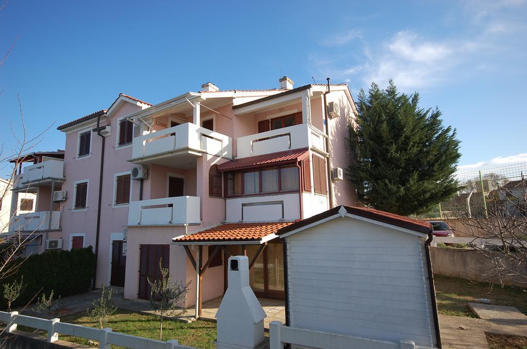 מאלינסקה Apartment Zlatica By El-Pi Tours מראה חיצוני תמונה